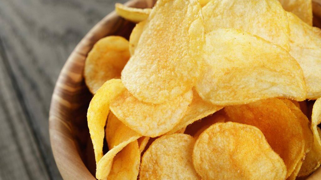چگونه هوس خوذدن هله هوله و تنقلات در آخر شب را ترک کنید؟